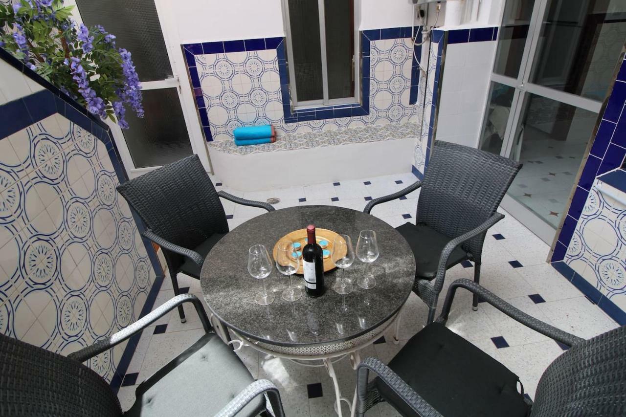 Big Apartment With Unique Patio Near Santa Barbara Castle Alicante Exterior photo