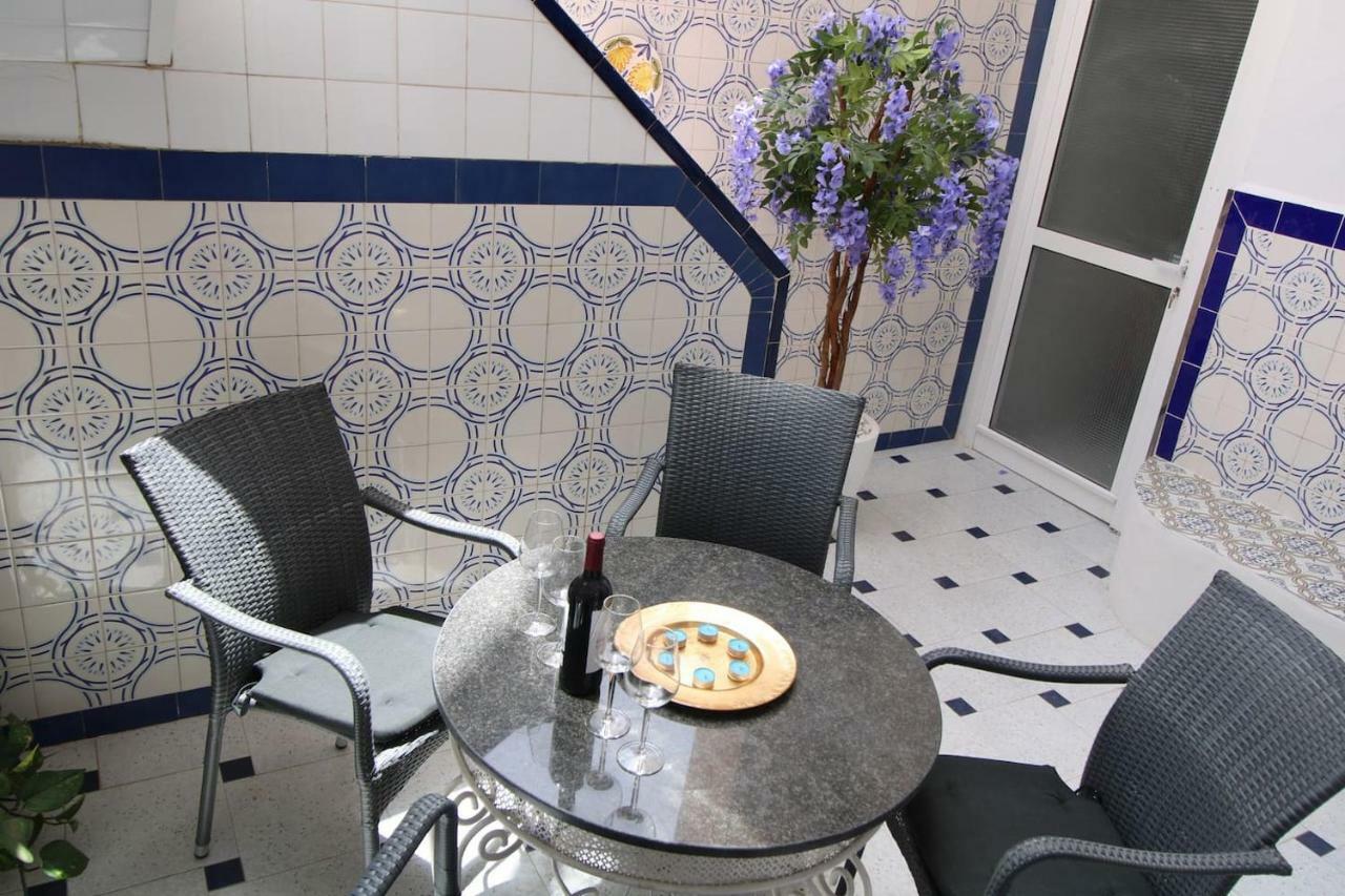 Big Apartment With Unique Patio Near Santa Barbara Castle Alicante Exterior photo