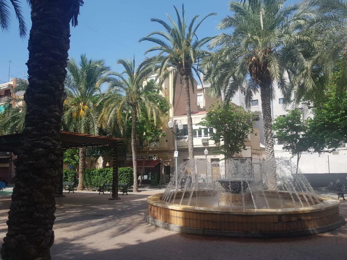 Big Apartment With Unique Patio Near Santa Barbara Castle Alicante Exterior photo