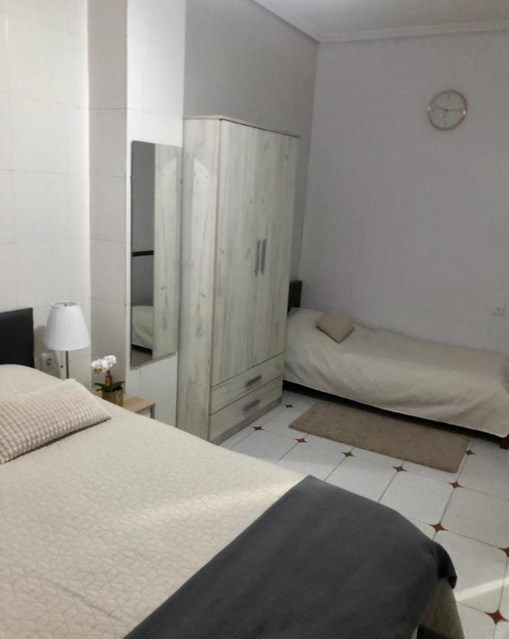 Big Apartment With Unique Patio Near Santa Barbara Castle Alicante Exterior photo